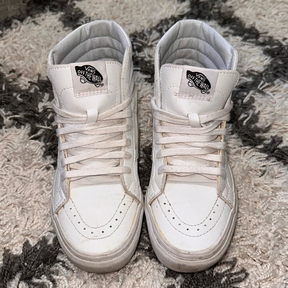 Vans Sk8-Hi Reissue High Top in White Leather - Picture 8 of 15